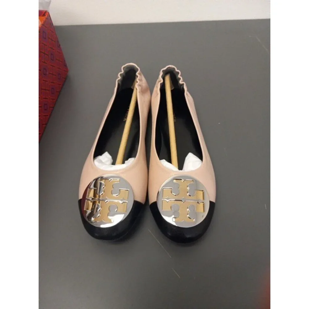 Tory Burch Claire Flat Shoes Size 5....New